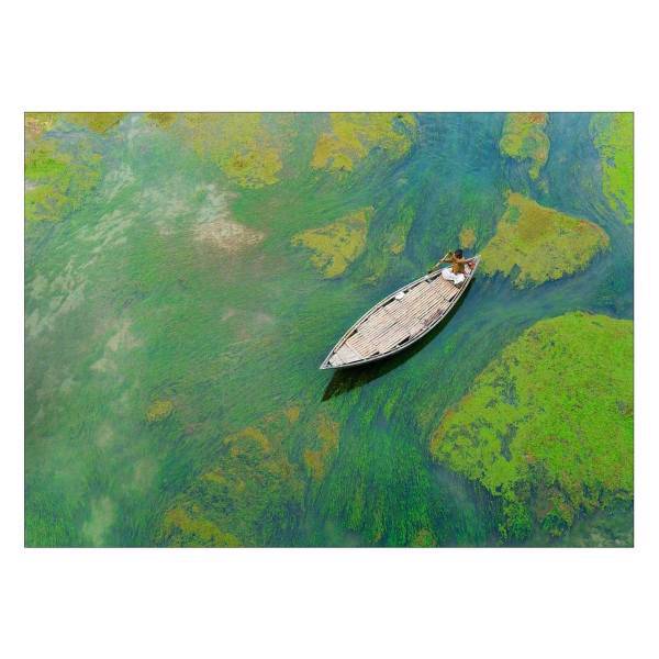 تابلو شاسی ونسونی طرح Boat on Reeky Lake سایز 30x40 سانتی متر، Wensoni Boat on Reeky Lake Chassis 30 x 40