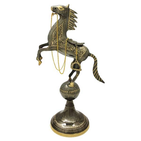 مجسمه جام هنر مدل اسب پایه دار کد 10