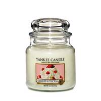 شمع متوسط ینکی کندل مدل خامه کرمدار توت فرنگی Yankee Candle Medium Strawberry Buttercream Candle
